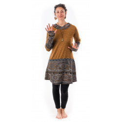 kleid-langarm-kapuzenkleid-strickkleid-langestop-mandala-masala-senf-curry-moskitoo-kleider-india-kult-rorschach