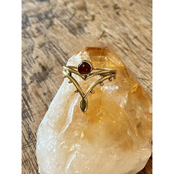 finger-ring-ring-hand-jewellery-gemstone-golden-brass-jewellery-design-mosquitoo-india-kult