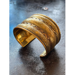 armreif-gold-messing-armschmuck-bohemian-goettin-moskitoo-india-kult
