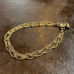 traditionell-indischer-fussschmuck-golden-messing-fusskettchen-anklet-ranakpur-moskitoo-india-kult