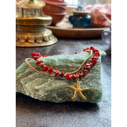 Whether on the beach or in the office, our ankle jewelry - Moskitoo.ch
