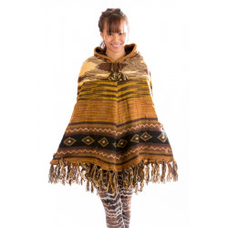 braun-poncho-wolle-strick-peru-spitze-kapuze-design-moskitoo-india-kult