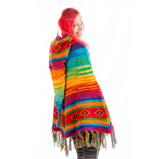 rainbow-poncho-wool-knitted-peru-longhood-design-moskitoo-india-kult