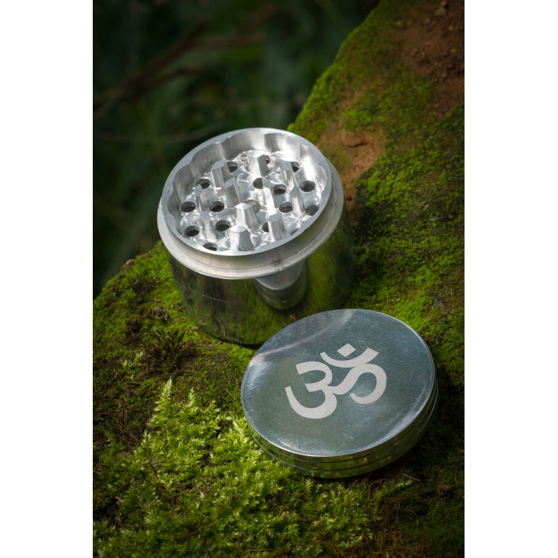 Double Chamber Om Grinder