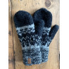 woolengloves-glove-knitted-wool-natural-colors-grey-black-moskitoo-india-kult-rorschach