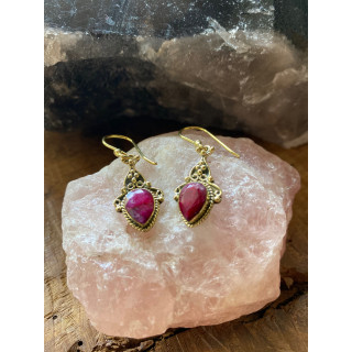 ruby-brass-gold-red-pink-earrings-moskitoo-india-kult-online-shop-switzerland