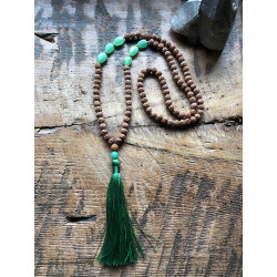 mala-gebetskette-108-perlen-agat-grün-rudaraksh-buddhism-yoga-pray-moskitoo-india-kult-schweiz