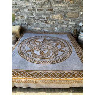 celtic-wheel-stonewash-decoration-cloth-picture-bedspread-party-decoration-blue-grey-moskitoo-india-kult-rorschach