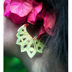Handmade earrings by artisans from Indonesia | Swiss Shop | Moskitoo.ch
