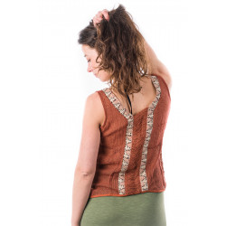 samsara-mesh-top-rust-brown-block-print-moskitoo-india-kult-fair-fashion-swiss