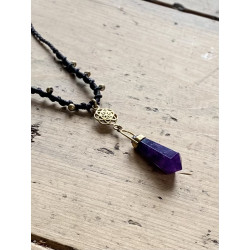 Jewel-neclace-amethyst-crystal-stone-seedoflife-brass-hand-made-makramee-healing-meditadion-intuition-moskitoo-india-rorschach