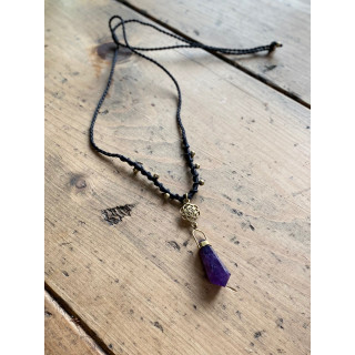 Jewel-neclace-amethyst-crystal-stone-seedoflife-brass-hand-made-makramee-healing-meditadion-intuition-moskitoo-india-rorschach
