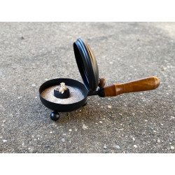 black-incense-burner-wood-handle-smoking-vessel-brass-bowl-smoking-shop-moskitoo-india-kult-rorschach