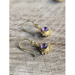 earring-gold-amethyst-stone-brass-moskitoo-india-kult-soulofmoskitoo