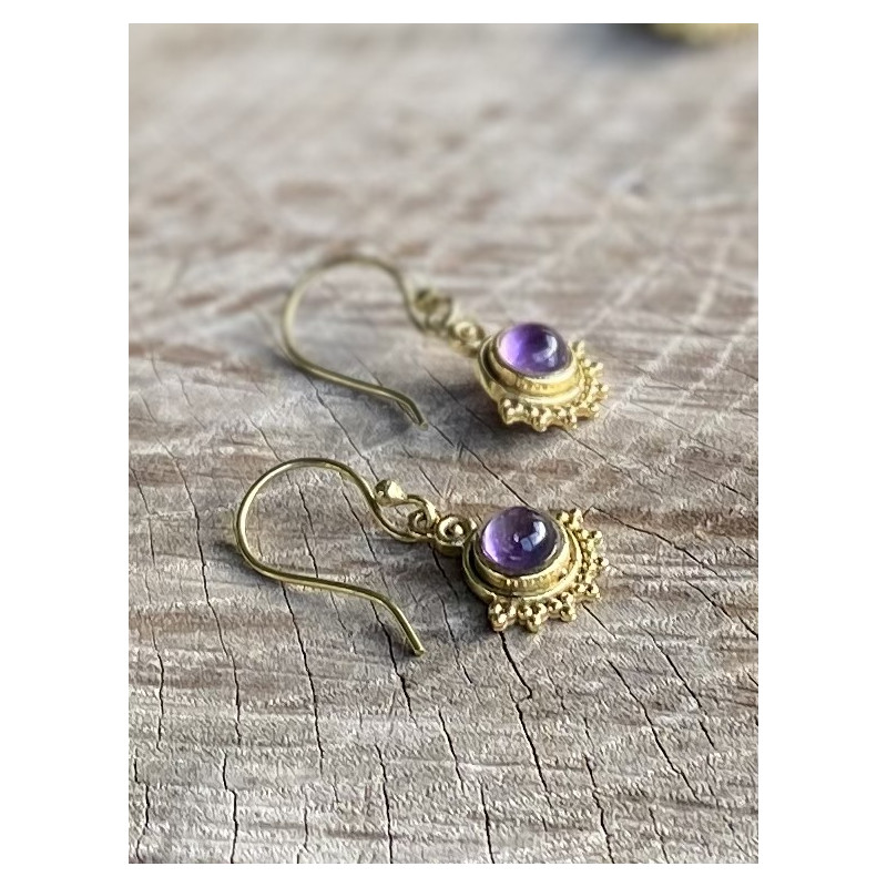 earring-gold-amethyst-stone-brass-moskitoo-india-kult-soulofmoskitoo