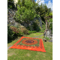 buddha-tibetian-buddhism-cloth-cotton-orange-olive-moskitoo-india-kult-switzerland
