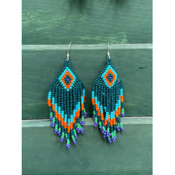 native-american-earrings-darkgreen-handmade-moskitoo-india-kult