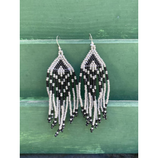 native-american-earrings-grey-handmade-moskitoo-india-kult